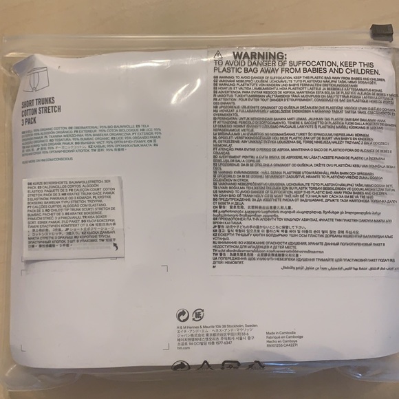 Limited edition H&Moschino colab.Never worn 1st time out of package for picture. - Picture 3 of 4